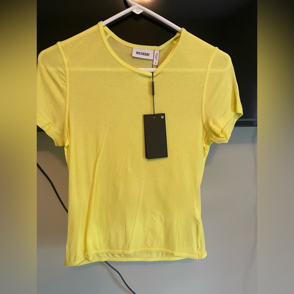 Theresa short-sleeve tee - Picture 2 of 8